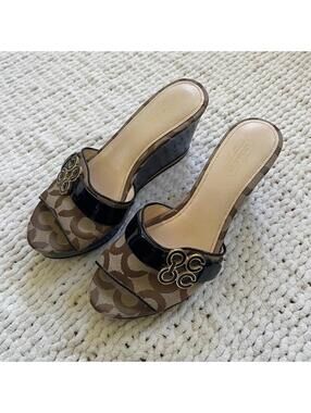 Coach Women's Patent Leather Geri Wedge Sandals - Size 6